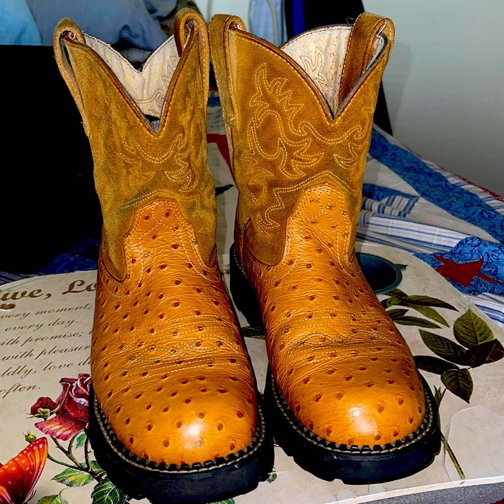Ariat Fatbabys boots